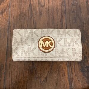 Michael Kors wallet